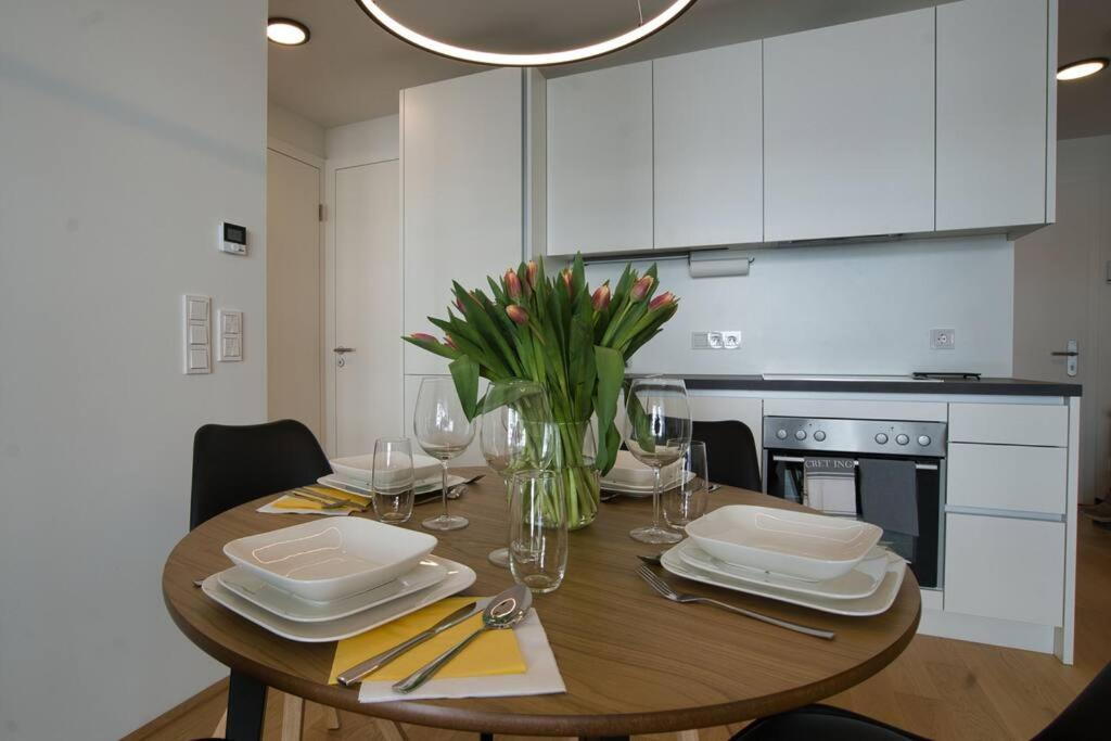 Modern Apartment Near Stadtpark Wien Ngoại thất bức ảnh