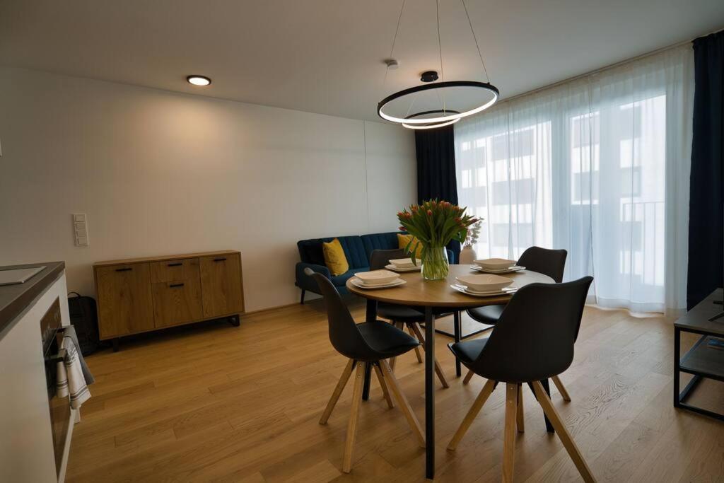 Modern Apartment Near Stadtpark Wien Ngoại thất bức ảnh