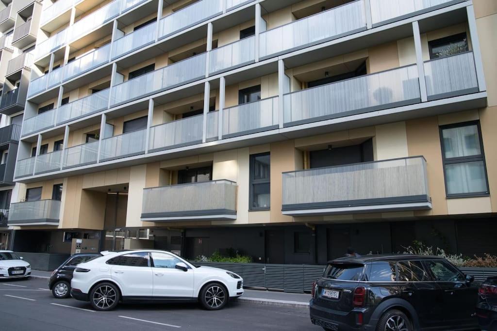 Modern Apartment Near Stadtpark Wien Ngoại thất bức ảnh